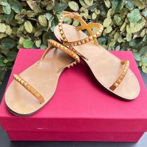 Valentino Garvani RockStud Sandals size 36 - Saddle Color